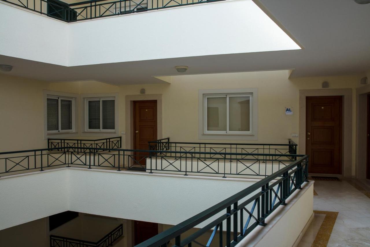 Ocean Gardens Apartment